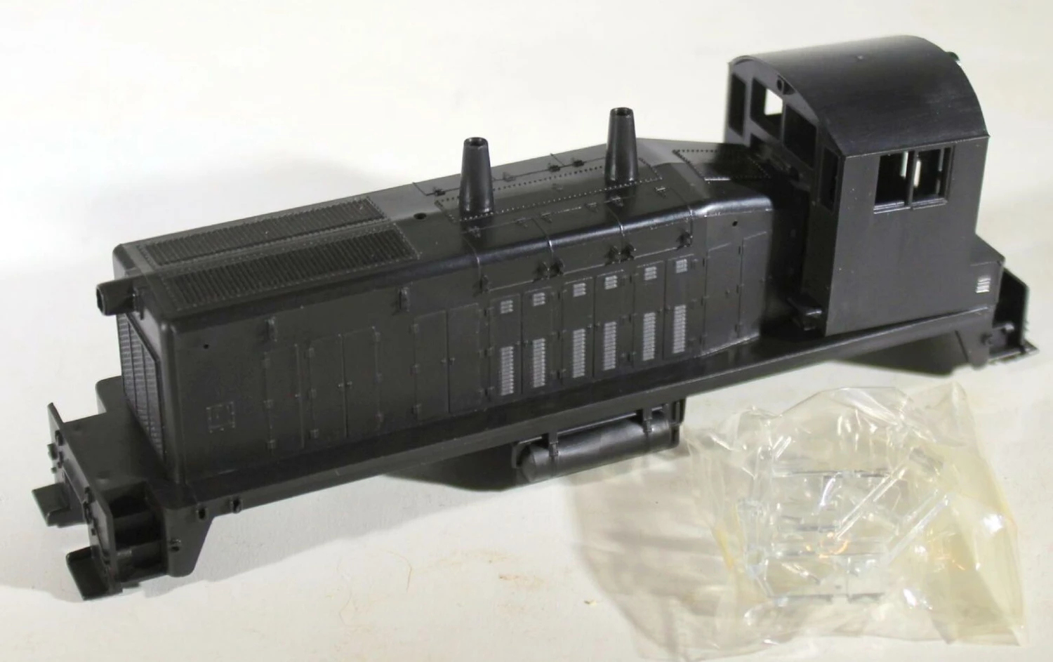 Athearn 40510 SW7 Body Shell Undecorated - NOS